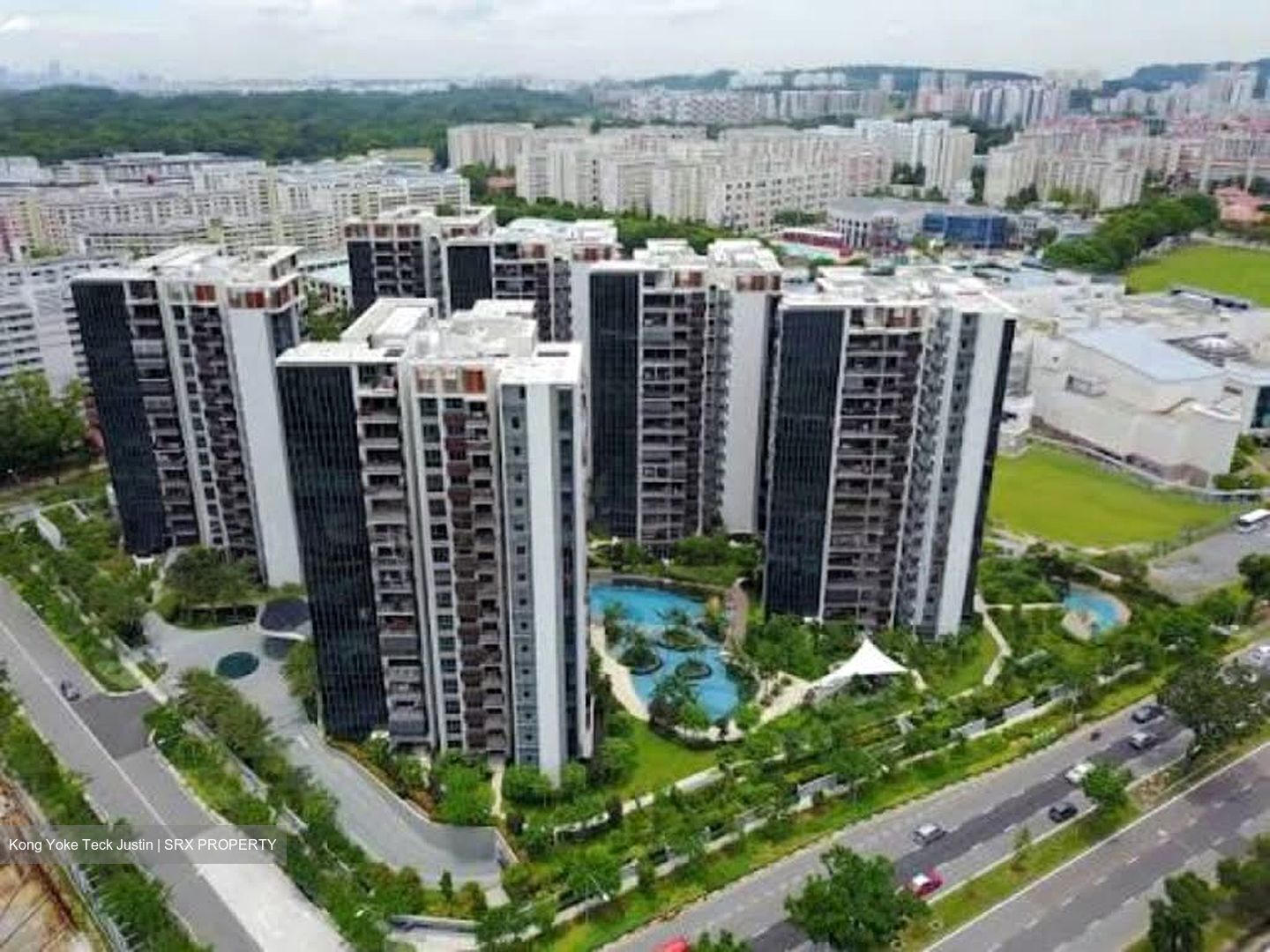 Lakeville (D22), Condominium #538379681